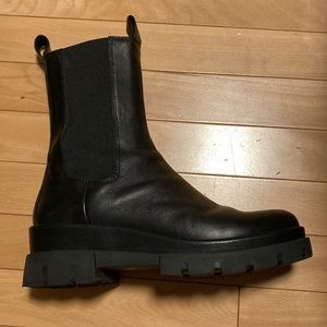 Wishbone by Brown shoes, black Fortune calf boots with zipper, very comfortable